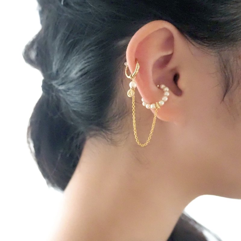 2way | 珍珠双耳骨夹 | 可选初始饰物 - 耳环/耳夹 - 珍珠 白色