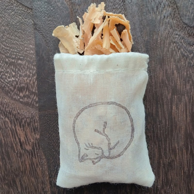 青森 Hiba 香囊 5 件套 Hiba 猫 香薰 除湿除臭宠物驱虫剂 - 收纳用品 - 棉.麻 白色