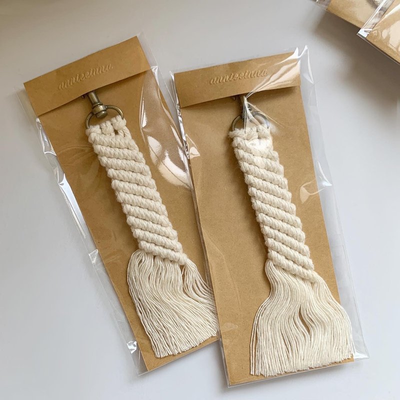 Macrame  手工 编织 极简 斜线 钥匙圈 - 钥匙链/钥匙包 - 棉.麻 白色