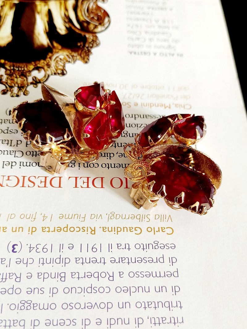 vintage jewelry  古典艳色宝红莱茵 夹式耳环 - 耳环/耳夹 - 其他金属