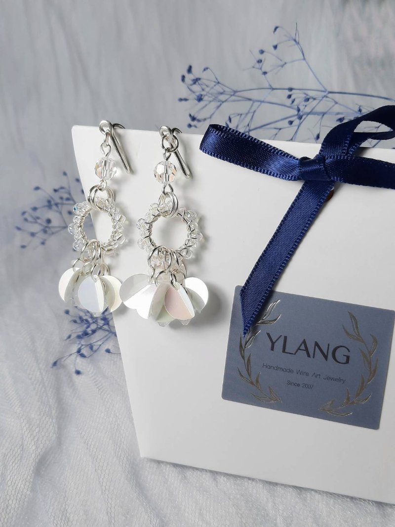 YLANG【仲夏夜之梦】神话系耳环Swarovski/艺术铜线 - 耳环/耳夹 - 其他金属 白色