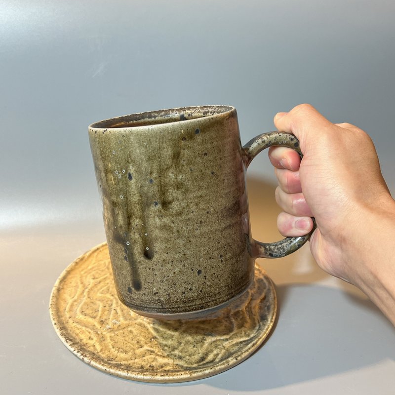 柴烧500cc古朴重落灰马克杯 / 啤酒杯 / 小平凡手作 - 茶具/茶杯 - 陶