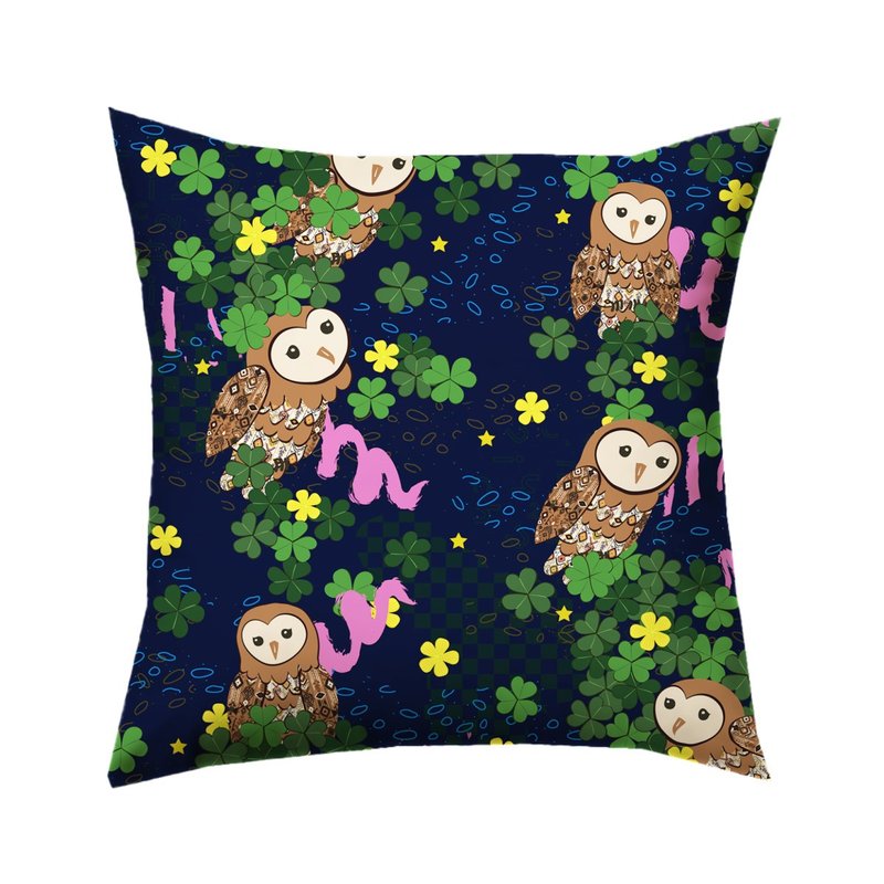 chuchulove 40 X 40 印花 / 幸运的星夜猎手 - 枕头/抱枕 - 聚酯纤维