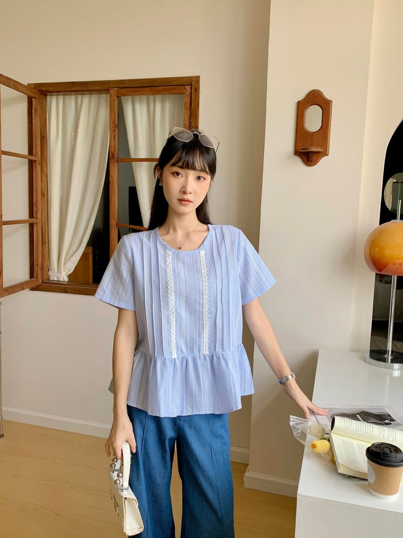 |初秋新品2件75折| 条纹荷叶脚蕾丝上衣|浅蓝色|无里衬|无弹|不透 - 女装上衣 - 聚酯纤维 蓝色
