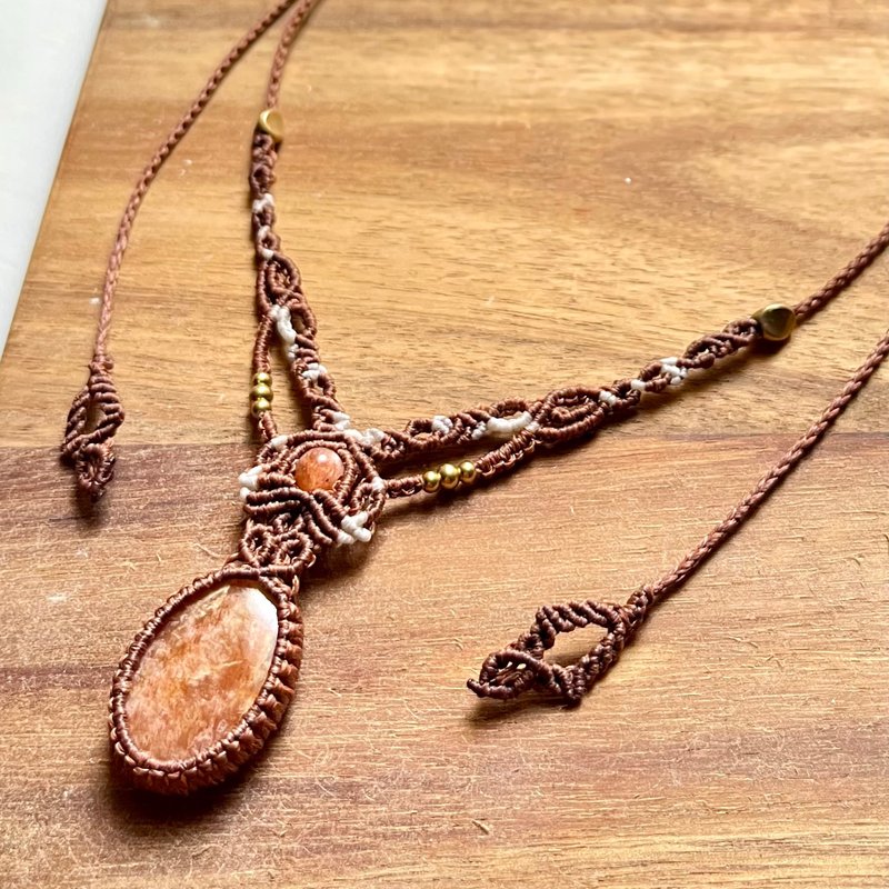 太阳石图腾编织项链 - 项链 - 水晶 咖啡色