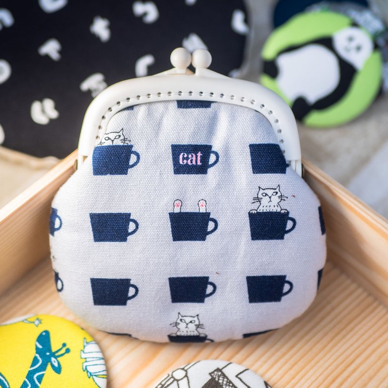 【咖啡杯小猫咪】零钱包#小口金包#可爱#日系#收纳 - 零钱包 - 棉.麻 白色