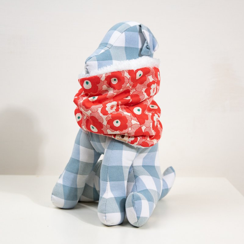 心暖暖毛孩脖围  红白小花 配 白绒毛 - 衣/帽 - 棉.麻