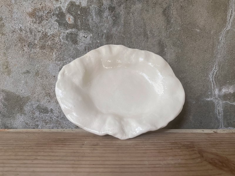 /坨坨云/  手捏陶瓷盘 - 盘子/餐盘/盘架 - 陶 白色