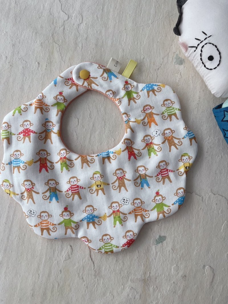 猴子出游趣     手工纯棉八层纱花瓣围兜/可双面用 - 围嘴/口水巾 - 棉.麻 多色