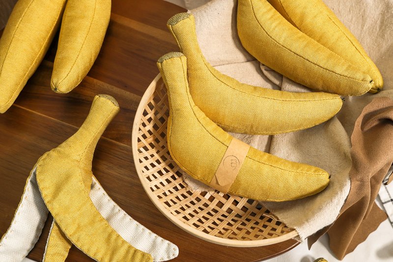 香蕉Banana 手作 猫玩具 吊饰 家饰品 儿童玩具 蔬果 - 玩具 - 其他材质 多色