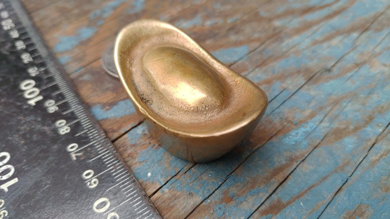 早期老台湾外销铜制品实心老铜元宝金元宝纸镇摆饰(大) - 摆饰 - 其他金属