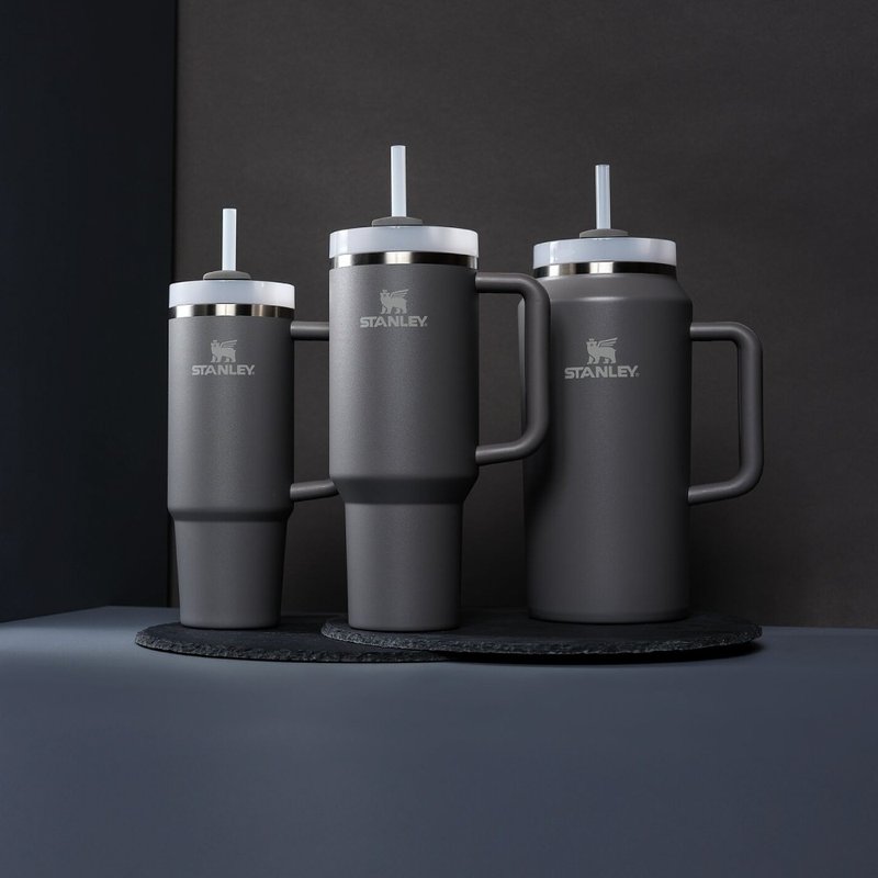 STANLEY 冒险系列 吸管随手杯2.0 0.88L / 岩石灰 - 保温瓶/保温杯 - 不锈钢