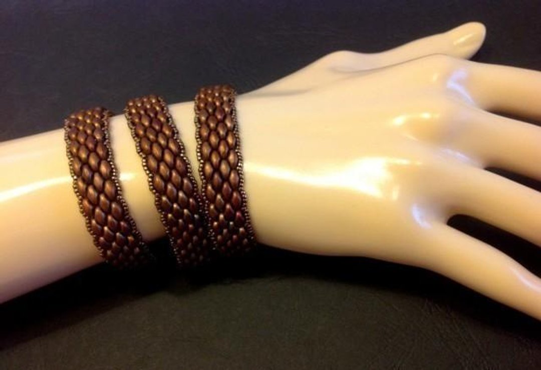 Snake wrap bracelet - 手链/手环 - 玻璃 咖啡色