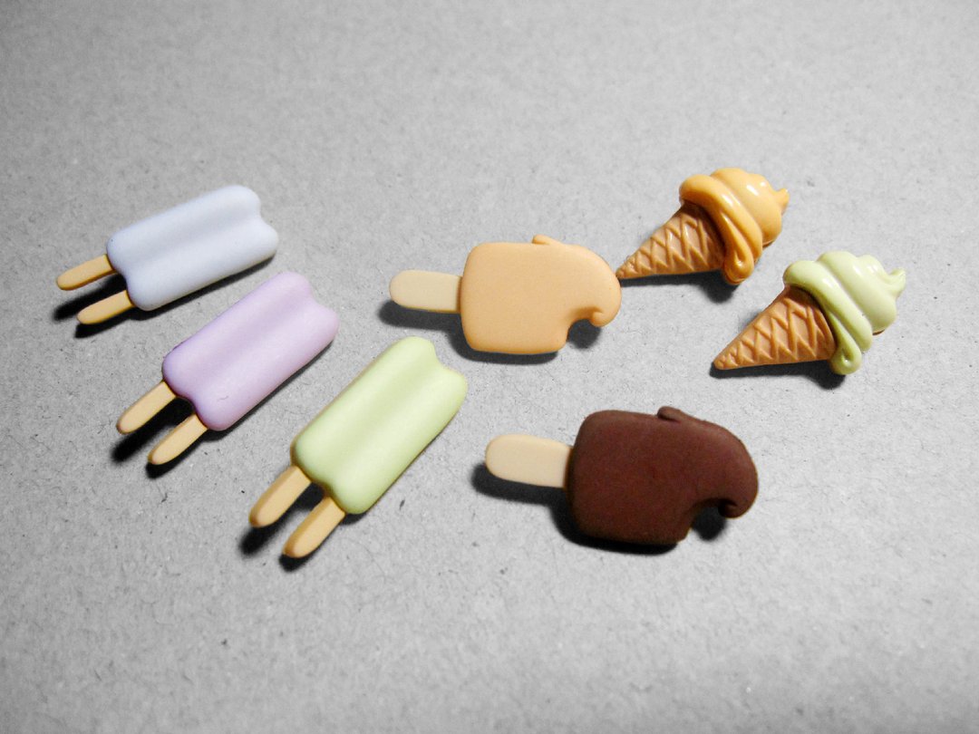 缤纷冰品 - 耳环/耳夹 - 塑料 多色