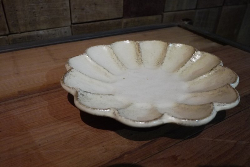 Tojiki Tonya 四寸皿 - 花瓶/陶器 - 其他材质 卡其色