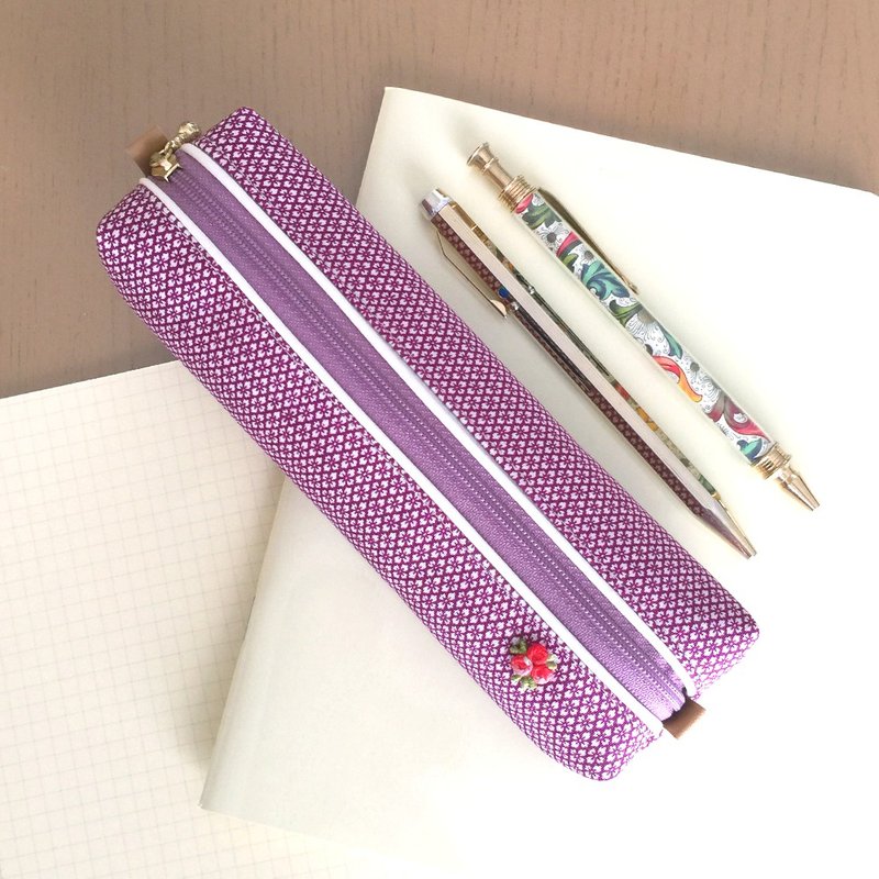 Pen Case with Japanese Traditional pattern, Kimono "Silk" - 铅笔盒/笔袋 - 其他材质 紫色