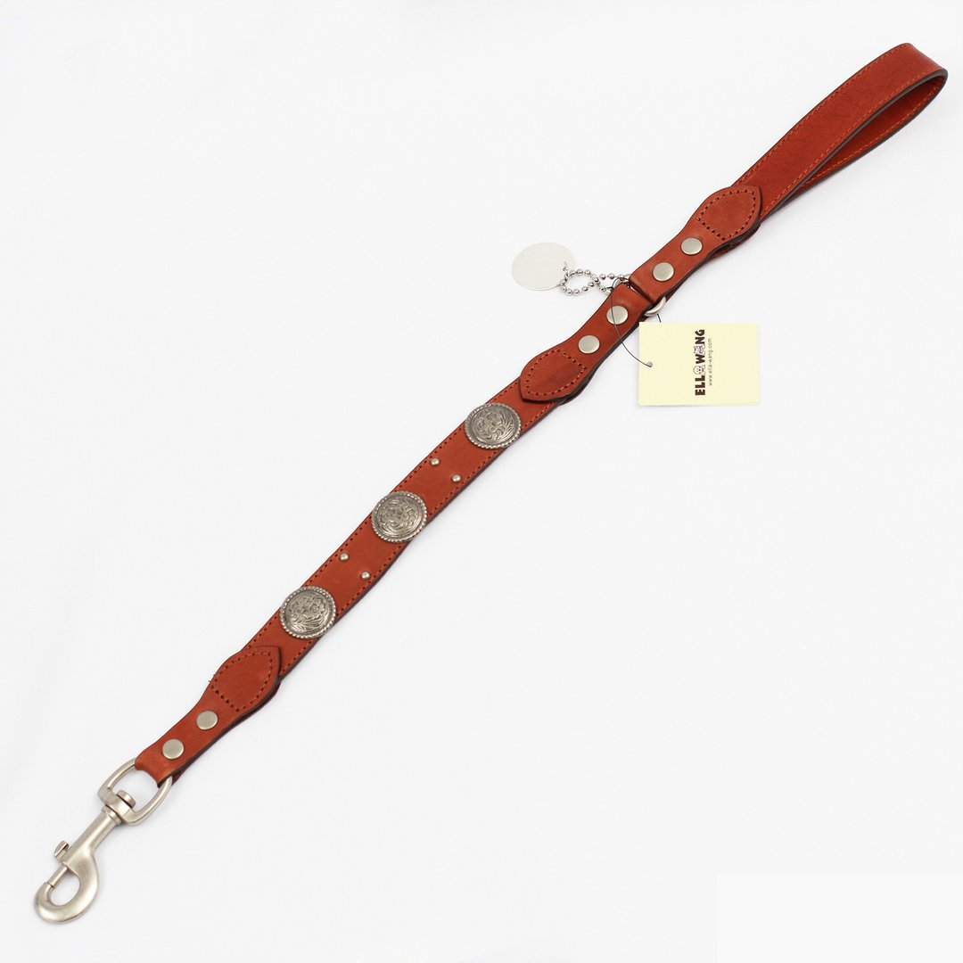 Ella Wang Design 金属雕花圆牌皮革60cm短牵绳-褐(咖啡) 宠物项圈 - 项圈/牵绳 - 棉 咖啡色
