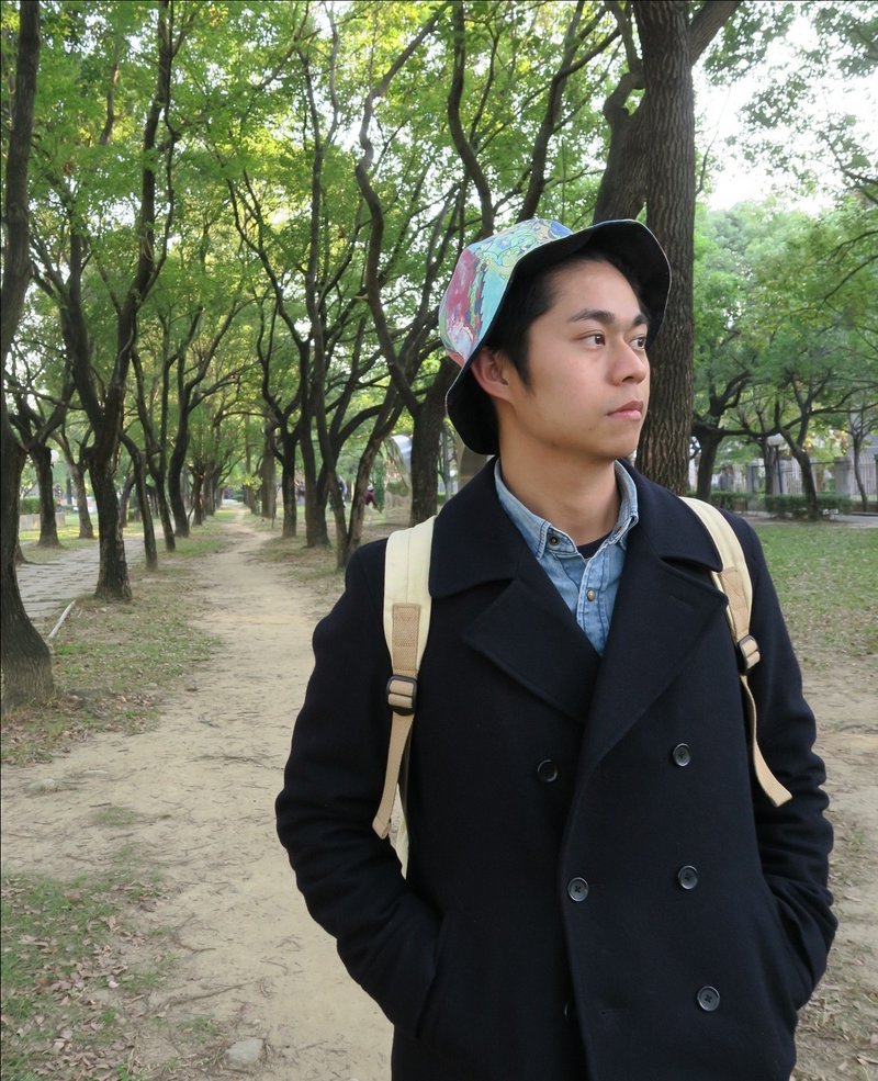 [Cicada布X手作] 双面戴小圆帽檐渔夫帽/水彩渲染 - 帽子 - 其他材质 多色