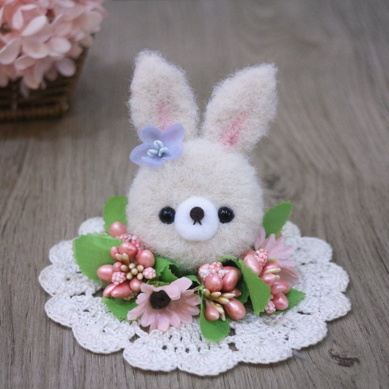 毛毛款兔兔－浅卡其。伸缩拉环。证件夹 - 证件套/卡套 - 其他人造纤维 