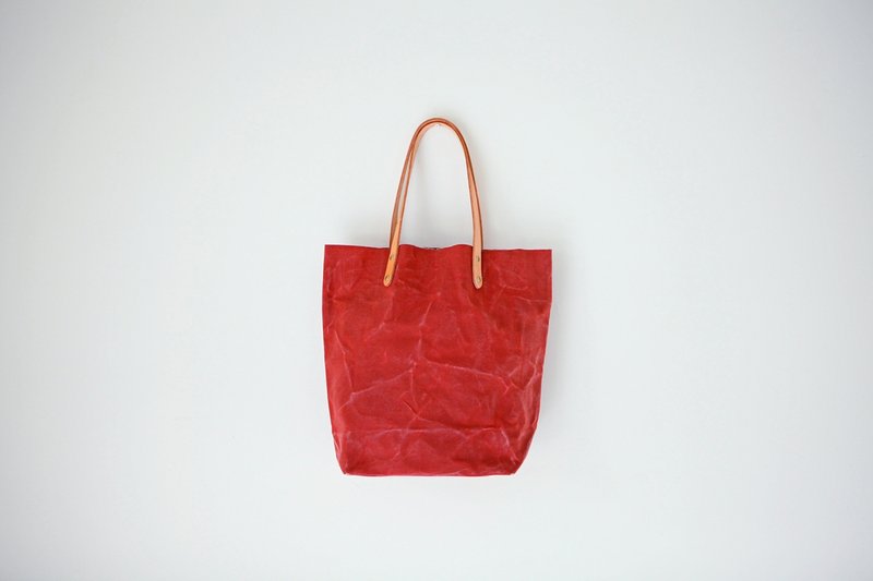 A ROOM MODEL -  红色油布肩背包 - 侧背包/斜挎包 - 其他材质 红色