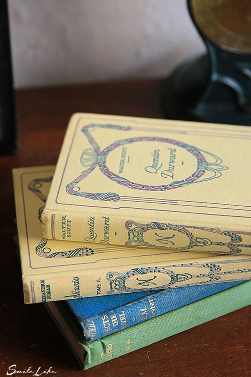 经典 No.66 法文古董书 法国 旧书【现货】 - 刊物/书籍 - 纸 金色