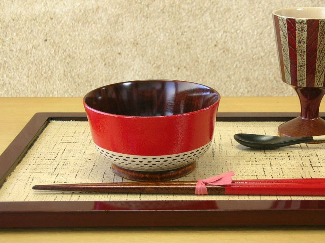 [Christmas gift] 小小的木碗 ＜小钵型＞‘刻痕设计’／红 - 碗 - 木头 红色