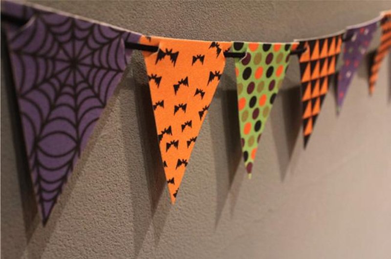 韩国【thefunz】万圣节 All Hallows' Eve 不织布DIY 派对 旗子 - 其他 - 其他材质 橘色