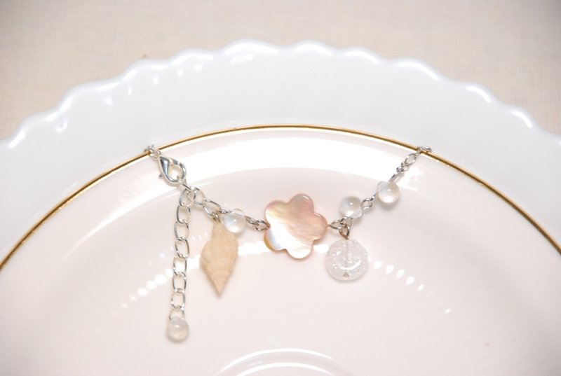 :: 猫公主 ::　气质金属链 　～ 海边的白色婚礼　//手链 - 手链/手环 - 其他材质 白色