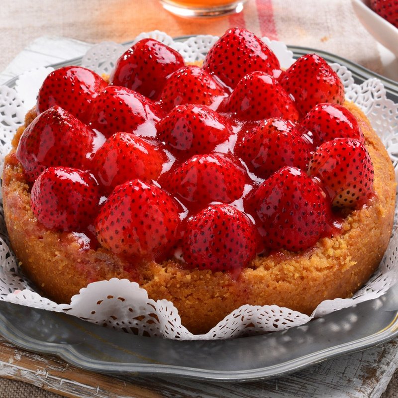 ★Aposo艾波索．冬季限定~贝拉公主草莓乳酪6寸★主厨特制草莓卡士达及满满的新鲜草莓，浓郁韵味交织口中，让您有满满的幸福感 - 咸派/甜派 - 新鲜食材 红色