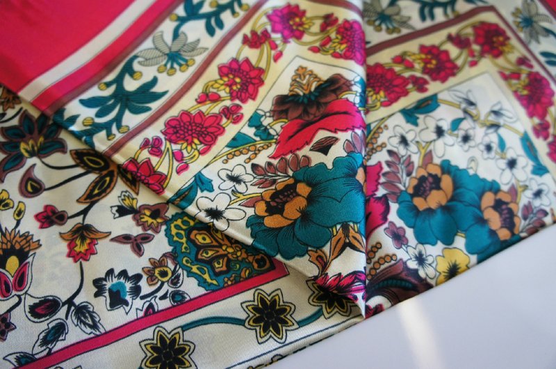 桃红边 图腾纯丝巾  日本制复古新品 PdB - 丝巾 - 其他材质 