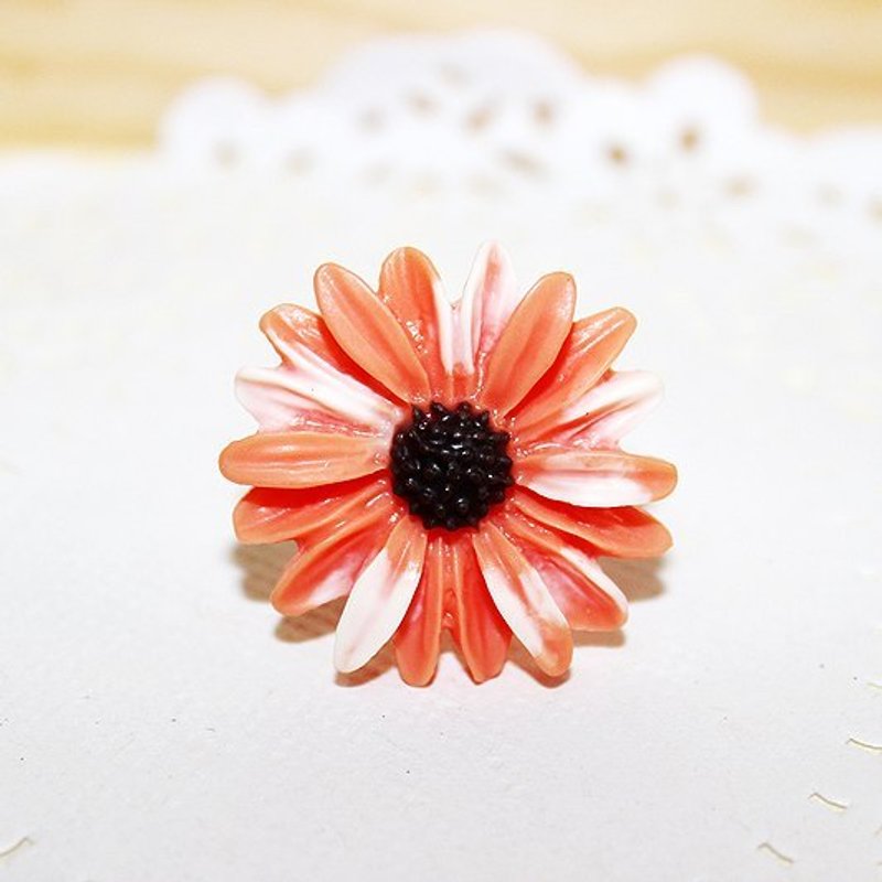 {迷雏} 橘红色 小雏菊花朵 调节式戒指 - 戒指 - 其他材质 橘色