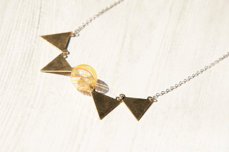 周年庆全馆9.5折 / 简约感 / 法式 几何造型 黄铜玻璃锁骨链 短链 长链 - 三角旗 - 锁骨链 - 玻璃 橘色