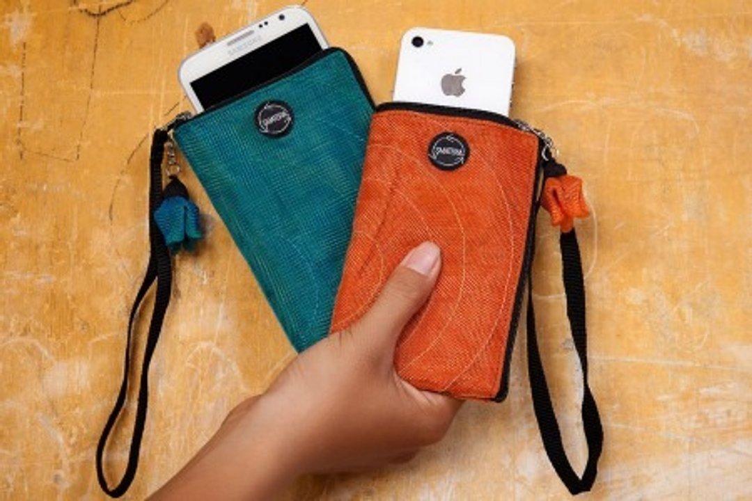 SMATERIA-ZIP-phone case P41-LN 轻巧时尚手机包 - 手机壳/手机套 - 其他材质 多色