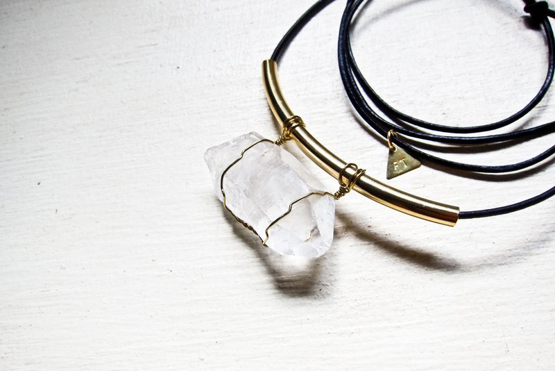 锆石/裸矿长项炼 /皮绳/ statement necklace - 项链 - 宝石 金色