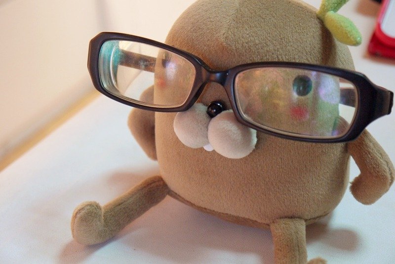 Bucute 隙缝君万用手机座/生日礼物 首选/独家发售/手工制作/ - 摆饰 - 其他材质 金色