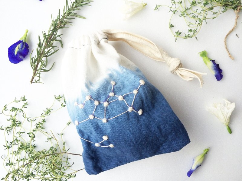 射手座蓝染自然零钱包/随身包 - 化妆包/杂物包 - 棉．麻 蓝色