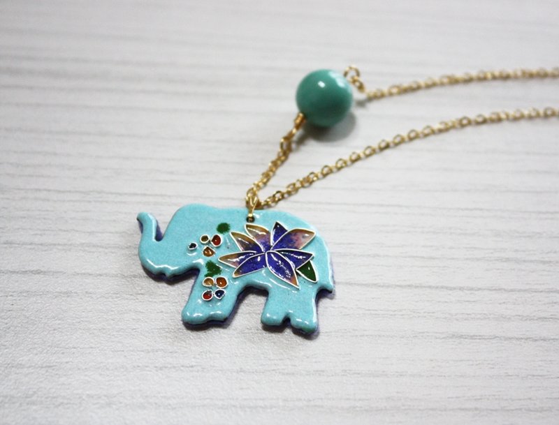 薄荷珐琅大象 - 项链 - 珐琅 绿色