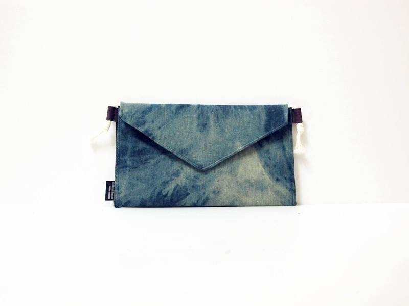 【手拿包／侧背包／信封包Dream Bag-－梦想特选牛仔渲染】简单，却很不一样。 - 手拿包 - 其他材质 蓝色