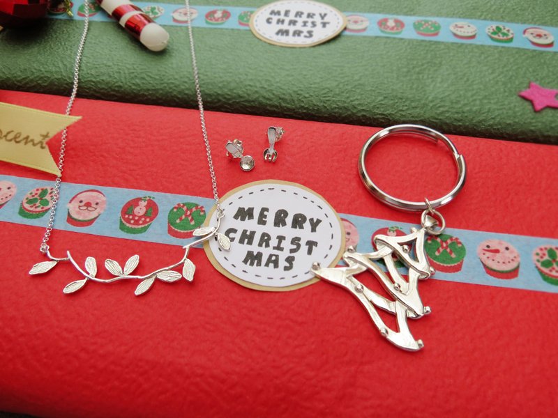 ::C%手工饰品:: 【圣诞交换礼物】圣诞礼物包C组 (圣诞节银饰项链) 纯银 - 项链 - 其他金属 红色