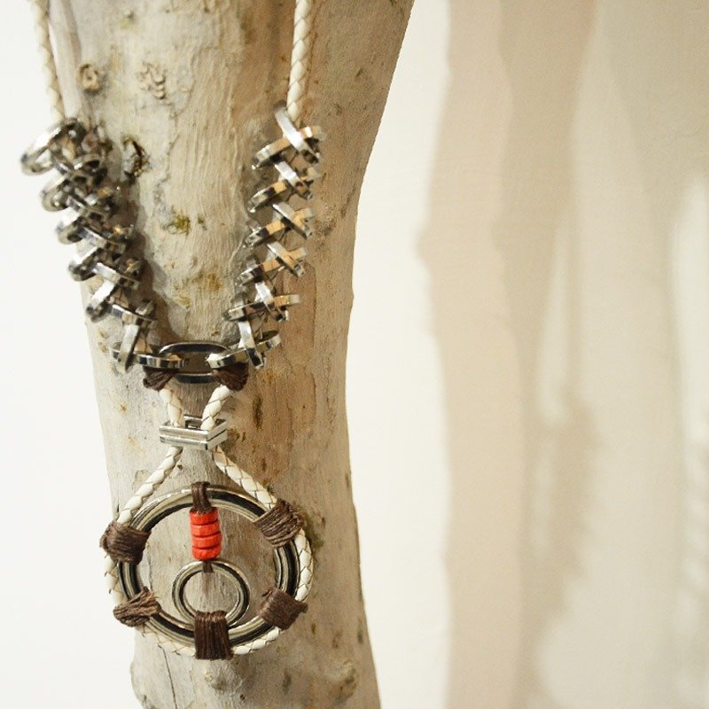 COME BACK SOON "Ring in Ring 圈中圈" 金属皮革项链－白色(香港设计品牌) - 项链 - 其他金属 白色