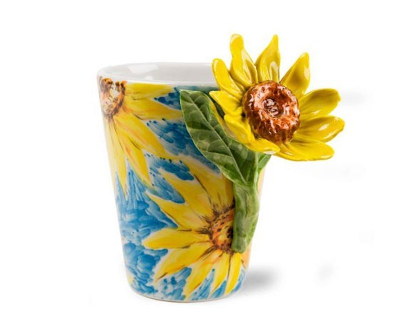 【可刻字的陶瓷马克杯】太阳花 Blue Witch英国手绘杯 向日葵 立体刻字陶瓷马克杯(2种绘风随机) - 咖啡杯/马克杯 - 其他材质 黄色