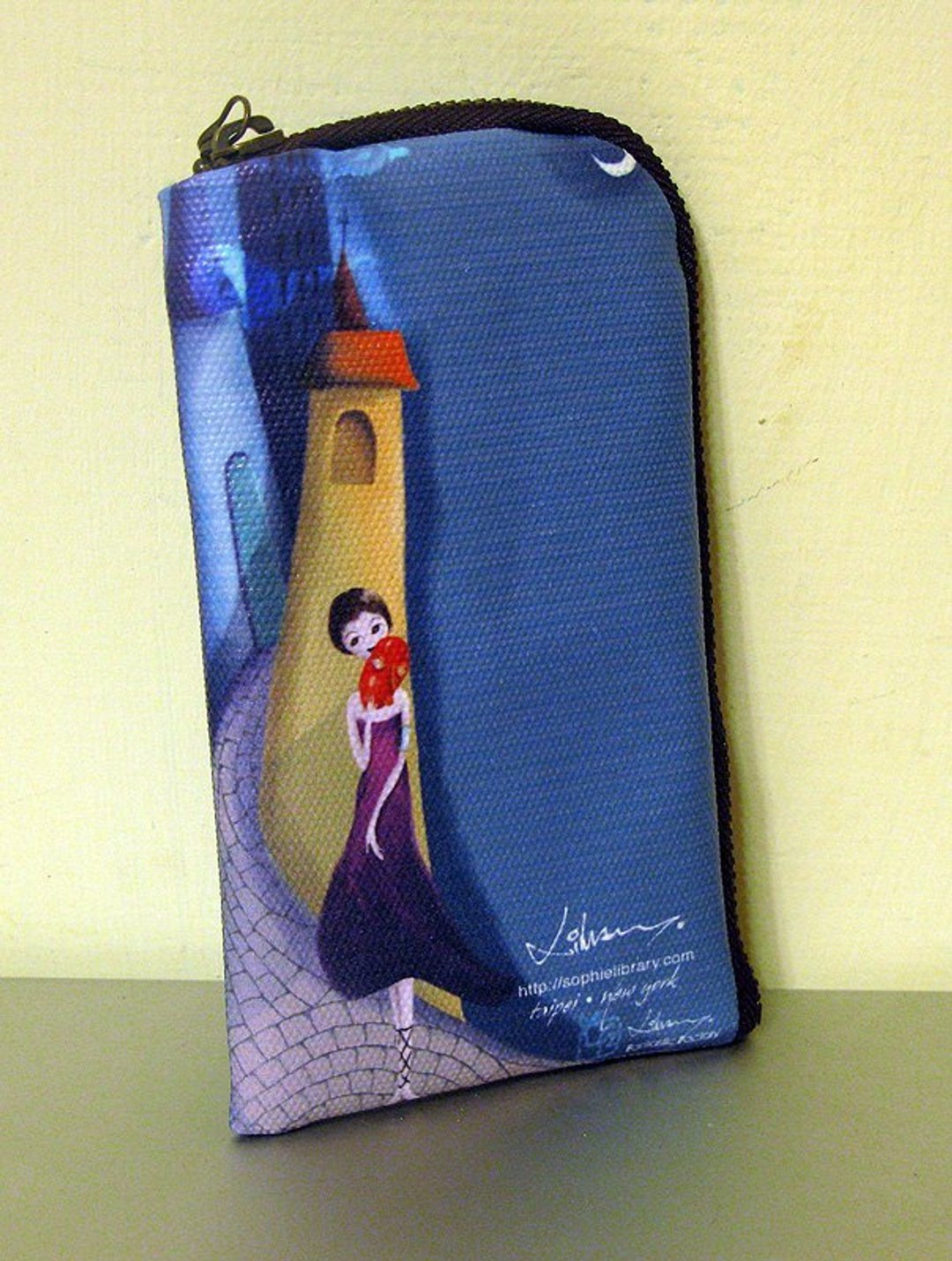 'gal w/ mask'面具女孩 - iPhone5手机窝 - 其他 - 防水材质 