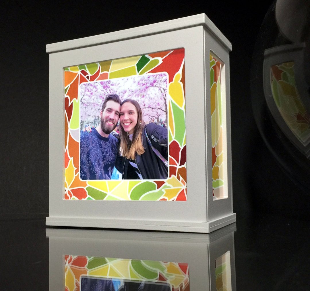 ❤ 点亮我们的爱情  5 1/2 " 爱恋光盒 light box ( loVer ) - 订制画像 - 木头 多色