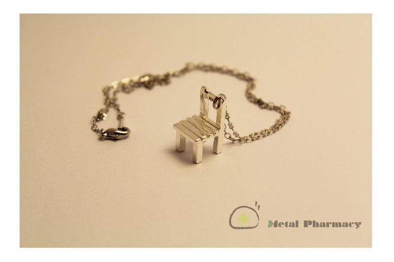 学生椅系列 - 项链 - 其他金属 