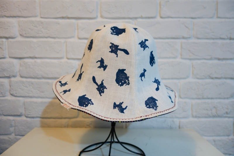 台湾原生系列_夜晚山林 花苞渔夫帽 深蓝款 - 帽子 - 其他材质 