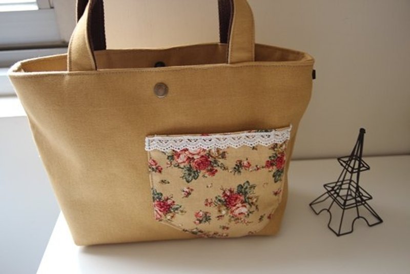 【布。棉花】铭黄色迷你拖特包 帆布手作包 酒袋布手提包 散步包 (仅此一档) - 手提包/手提袋 - 其他材质 黄色