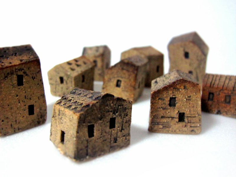 甜蜜小屋-烤焦饼干版 - 摆饰 - 陶 咖啡色