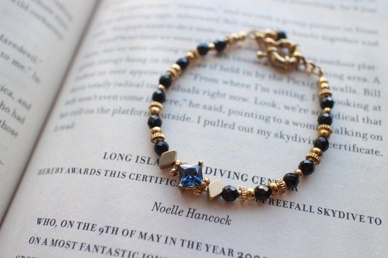 艳黑之舞~锆石/黄铜/黑玛瑙 手链 - 手链/手环 - 其他金属 