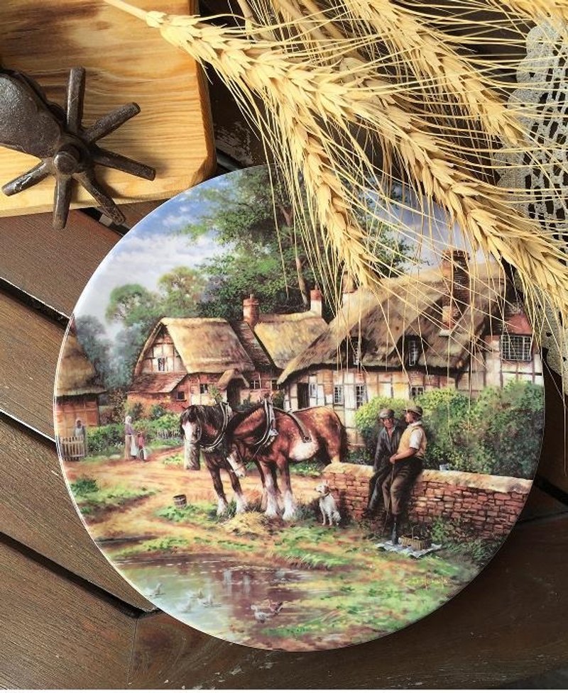 英国制 Wedgwood 经典乡村画限量版骨瓷装饰盘 (附盘架) - 浅碟/小碟子 - 其他材质 绿色