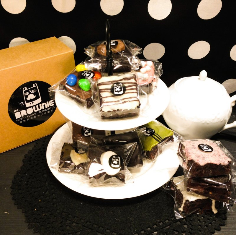 平装布朗尼盒 - 12块 综合口味 - 蛋糕/甜点 - 新鲜食材 多色